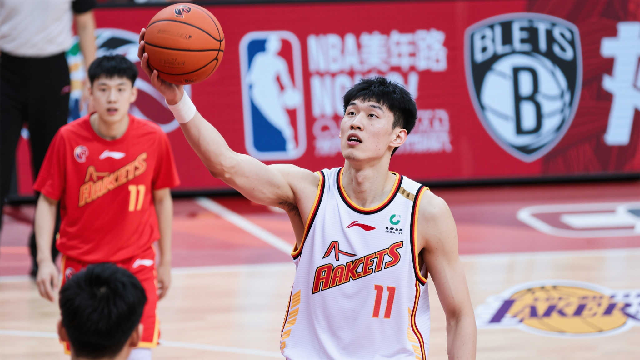 说明费南多